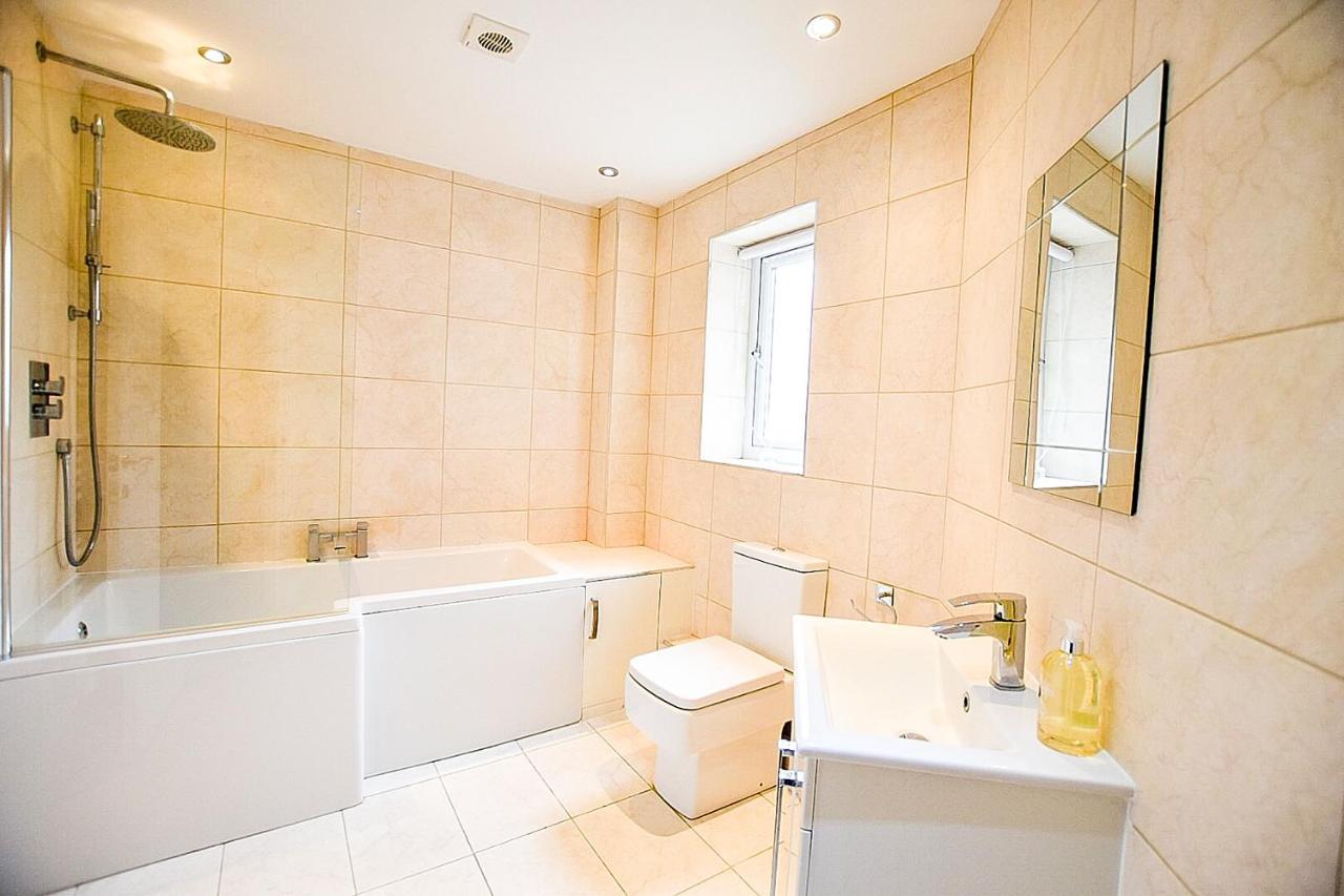 Sunderland Short Stays 2 Bedroom Apartment Free Parking Fulwell Sr6 Екстериор снимка