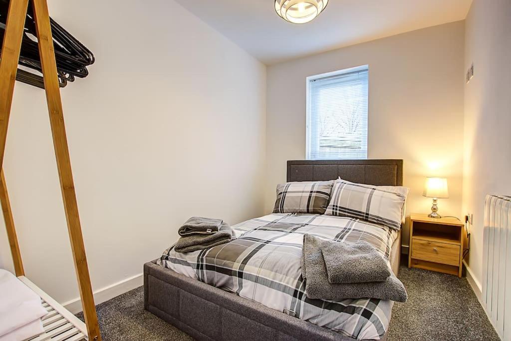 Sunderland Short Stays 2 Bedroom Apartment Free Parking Fulwell Sr6 Екстериор снимка